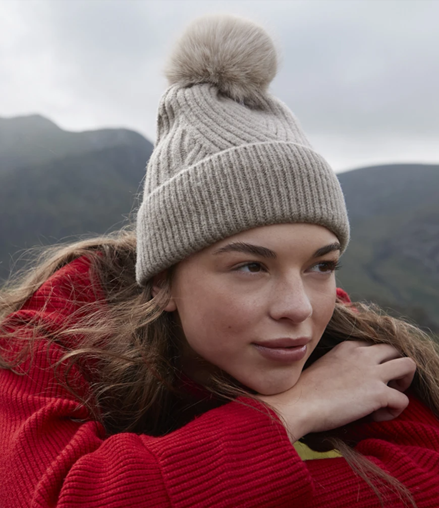 BB529 (B529) Beechfield Snow Luxe Beanie