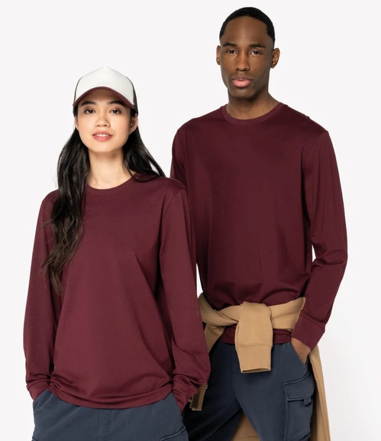 Explore our Fruit of the Loom Long Sleeve Value T-Shirt , a versatile choice for custom printing, personalised designs and branded clothing.